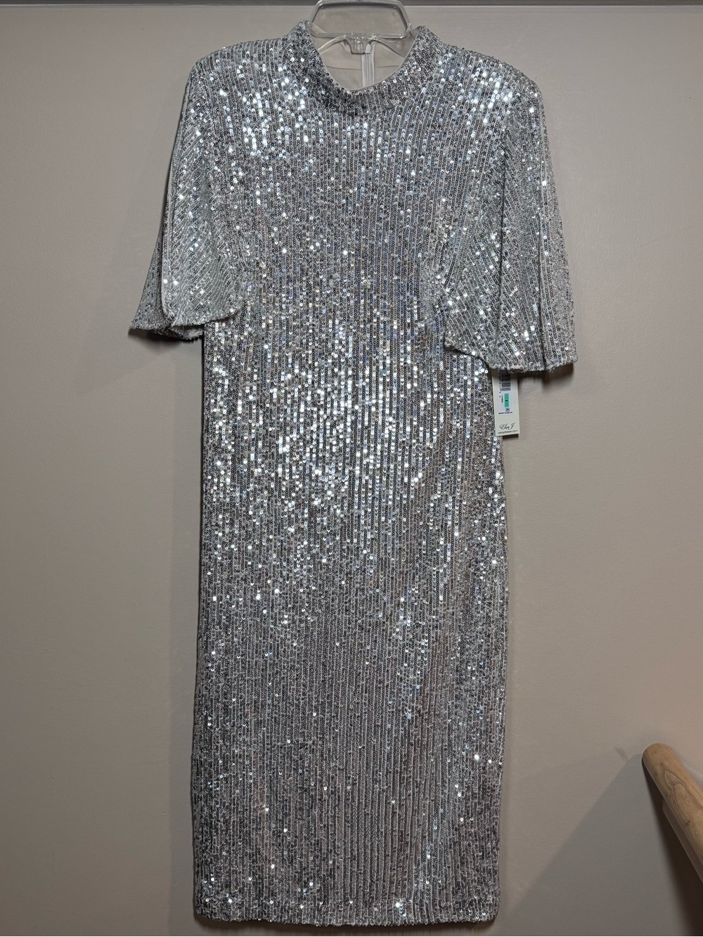 Eliza J Silver Sequin Short Sleeve Midi Dress